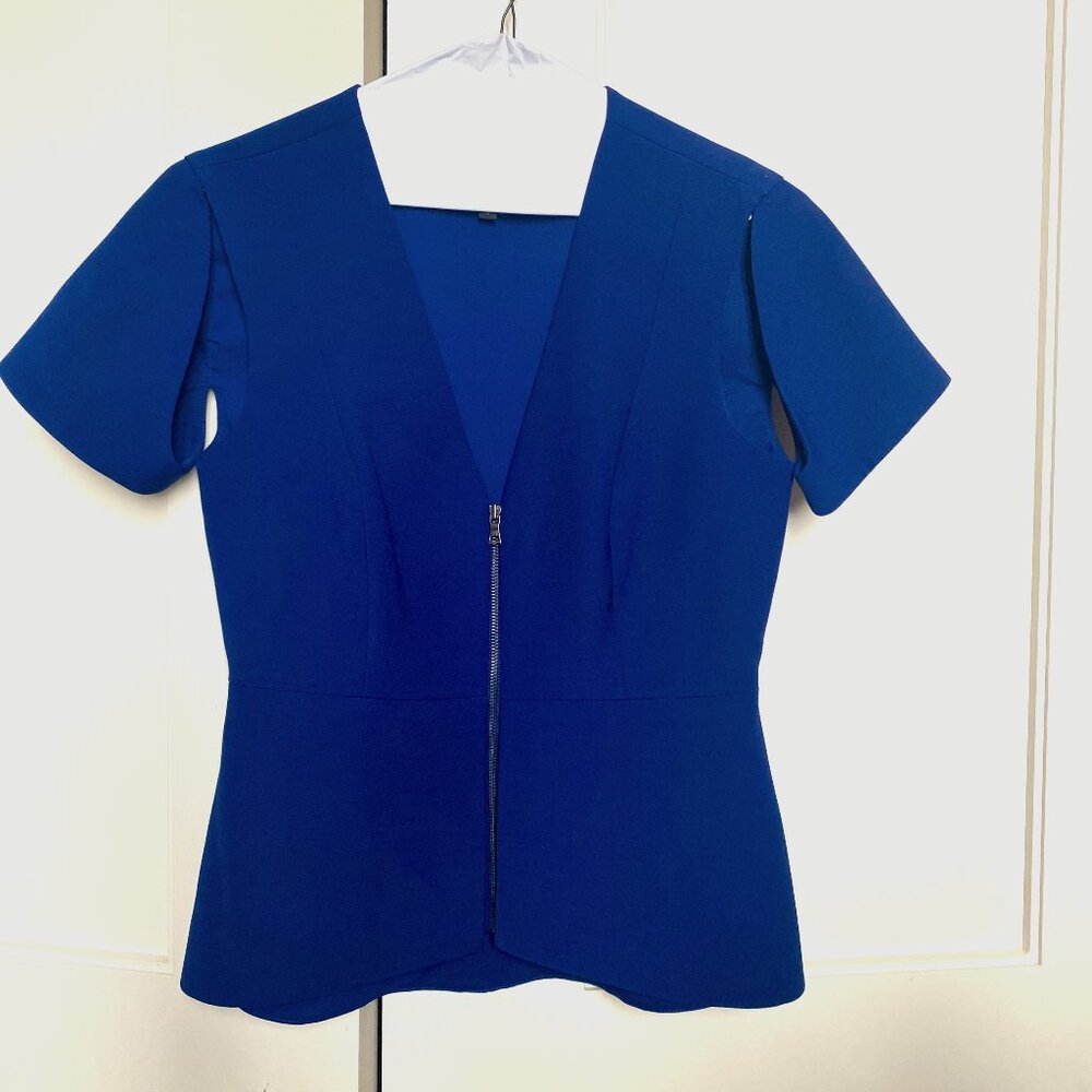 BCBGMaxAzria Royal Blue cutout shoulder top - Small